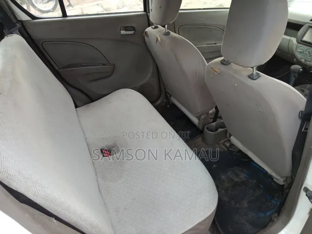 Suzuki Alto 1.0 2012 White - 1
