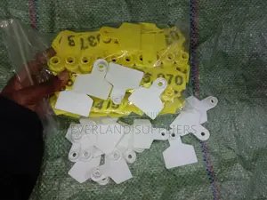 Animal Ear Tags - Numbered (100 Pcs)