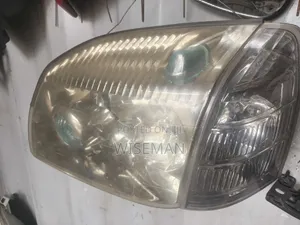 Nissan X-Trail NT31 Headlights (Used)