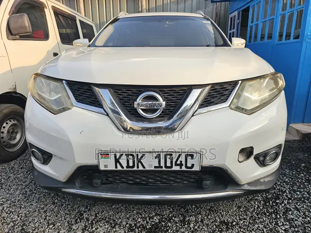 Nissan X-Trail 2016 White - 1