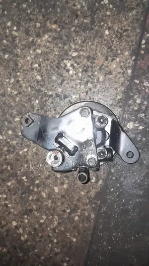 Nissan Hardbody QD32/TD27 Power Steering Pump