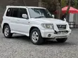 Mitsubishi Pajero IO 2000 White - 4