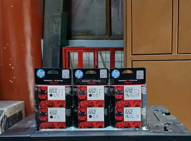 HP 652 Ink Cartridges - 1