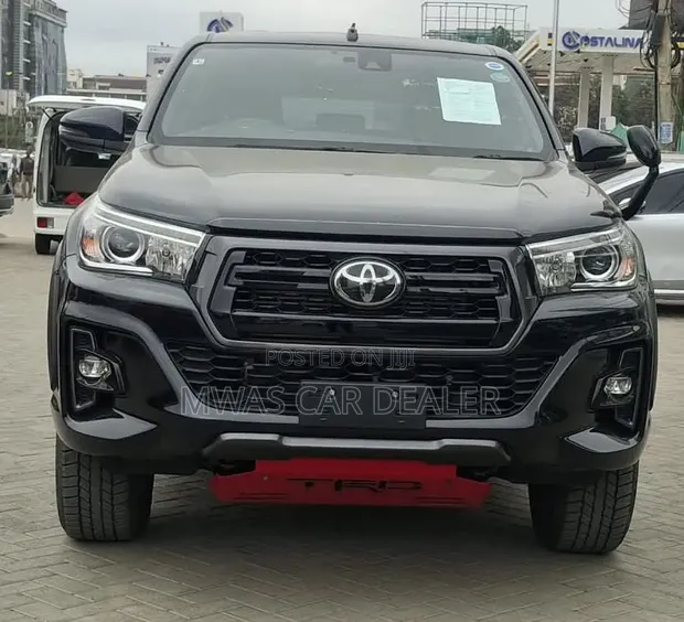 Toyota Hilux 2022 GR Sport Double Cab - 1