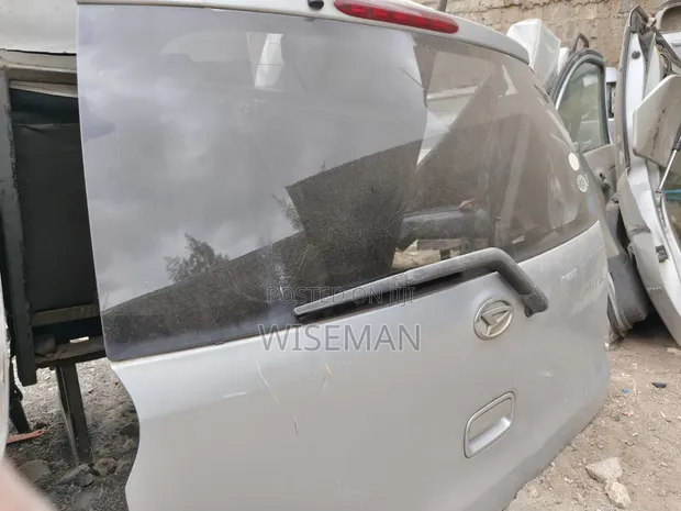 Daihatsu Mira Boot Lid - 1