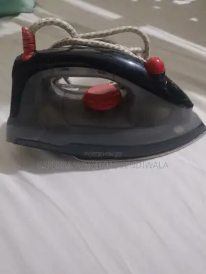 Armco Mid-Size Dry/Steam Iron