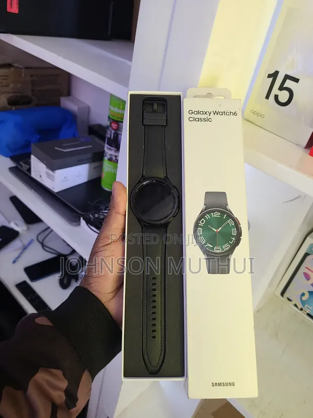 Samsung Galaxy Watch 6 Classic - 1