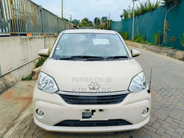 Toyota Passo 1.0 FWD 2019 Ivory - 1