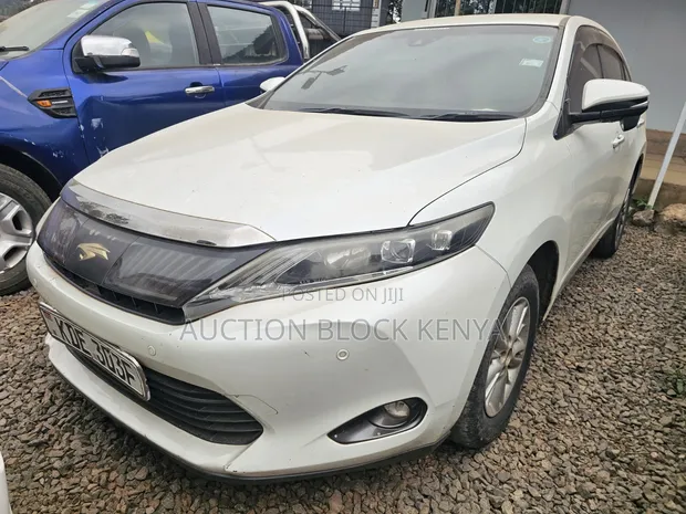 Toyota Harrier 2015 White - 1