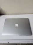 Apple MacBook Air 256GB Intel Core i5 SSD - 2