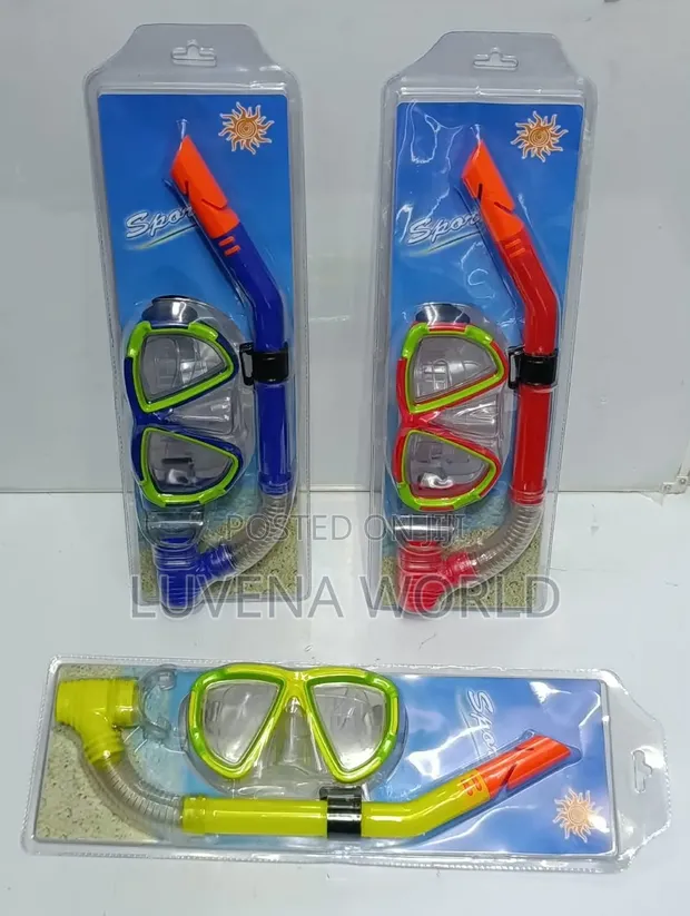 Swimming Snorkel and Goggles Set - 1