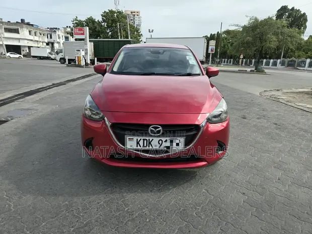 Mazda Demio 2016 Red - 1
