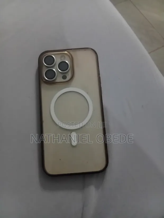 Apple iPhone 14 Pro Max 128GB Gold - 1