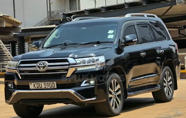 Toyota Land Cruiser V8 2011 - 1