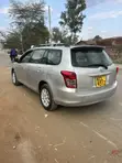 Toyota Corolla Fielder 2010 Silver - 3