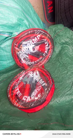 2000 Amp Car Battery Jumper Cables with Heavy Duty Clamps