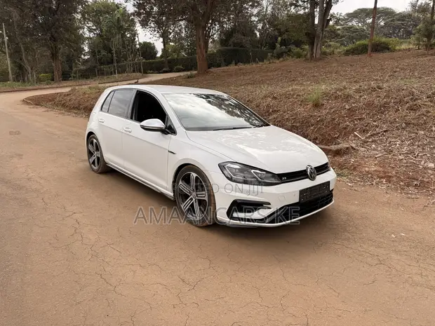 Volkswagen Golf R 2017 White - 1