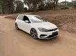Volkswagen Golf R 2017 White - 1