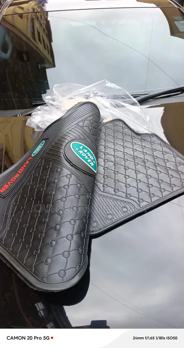 Land Rover Vulcanized Rubber Textured Antislip Mats - 1