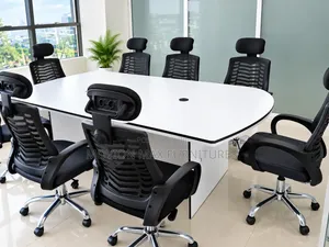 Boss Office Products Meeting Table with 8 Chairs