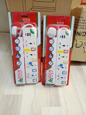 High Astra 4-Way Multi-Function Extension Lead with USB Charger