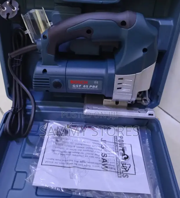 Bosch Electric Jigsaw Cutter - Heavy-Duty Woodworking Tool - 1