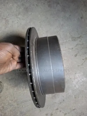 Toyota Land Cruiser 100 Series V8 Rear Disc Brakes
