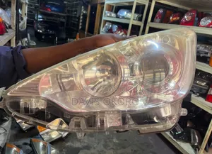Toyota Aqua Xenon Headlights (Used)