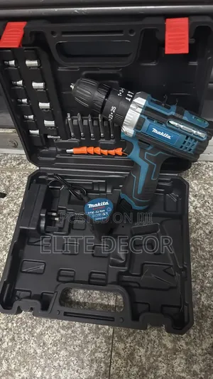 Makita 21V Cordless Drill Set na Toolbox