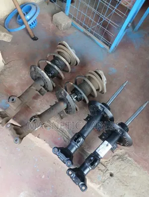 Mercedes-Benz W212 Shock Absorbers (Used)