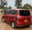 Toyota Sienta Hybrid 2017 Pink - 1