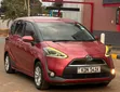 Toyota Sienta Hybrid 2017 Pink - 3