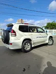 Toyota Land Cruiser Prado 2009 White - 4