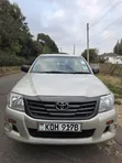 Toyota Hilux 2015 Gold - 3