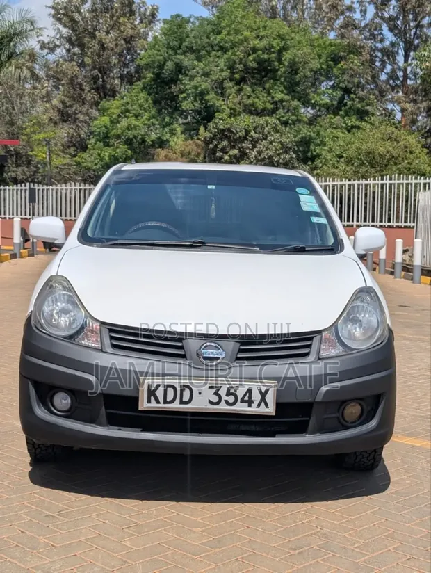Nissan Advan 2015 White - 1