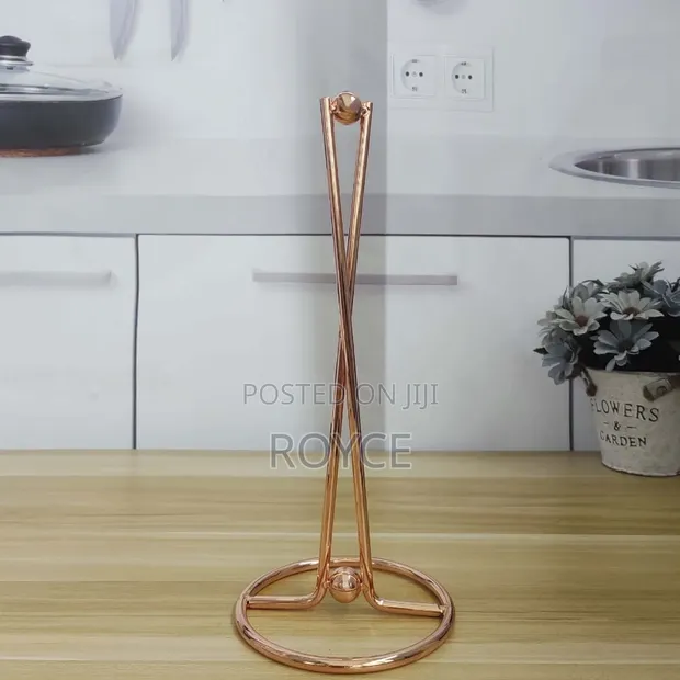 Vertical Iron Paper Towel Holder - 1