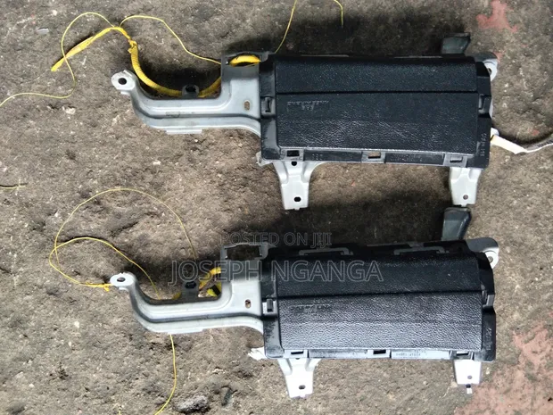 Toyota Harrier 240 Kneel Airbag (Used) - 1