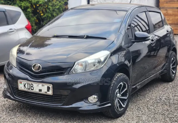 Toyota Vitz 2014 - 1