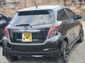 Toyota Vitz 2014