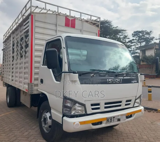 Isuzu NPR66 Rigid Truck 2012 - 1