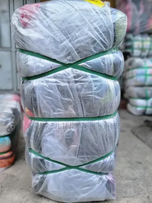 Used UK Adult Anorak Jackets Bale (Approx. 50pcs)
