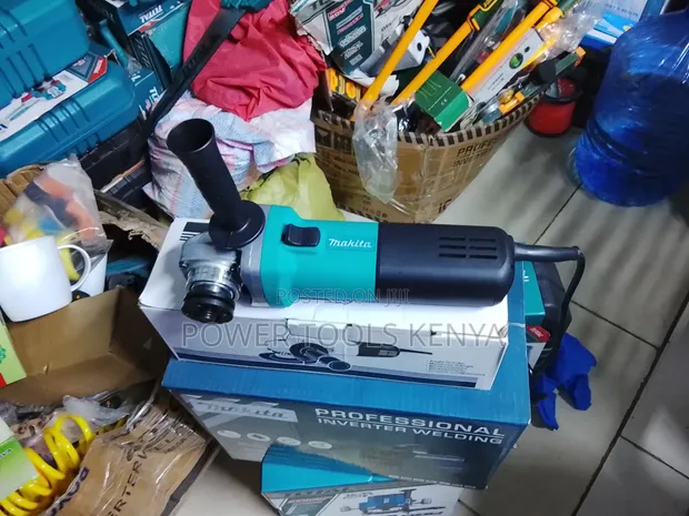 Makita 4" Angle Grinder - 1