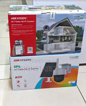Hikvision 4MP PTZ 4G Solar Camera with Full Color Night Vision
