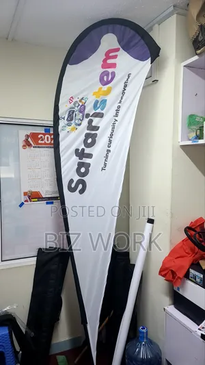 Tear Drop Banners for Outdoor Printing