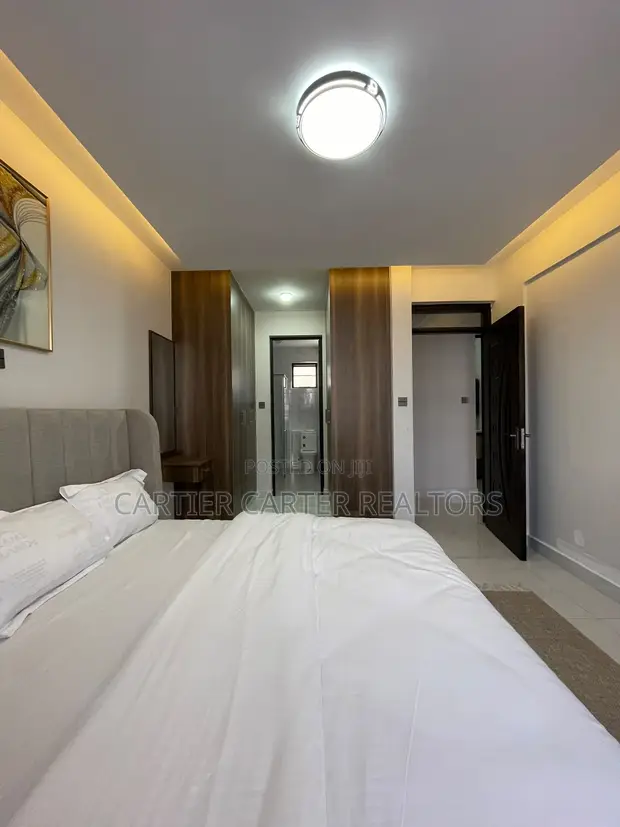 3 Bedroom Apartment for Rent in Gateway Mall Area - 1