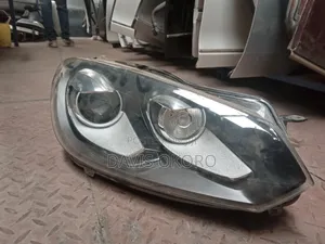 VW Golf 6 Headlight (Used)