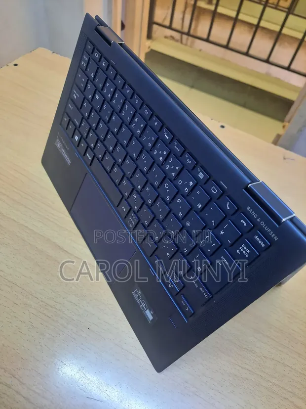 HP Elite Dragonfly G4 Laptop 16GB RAM, 256GB SSD - 1