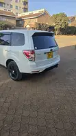 Subaru Forester 2012 White - 5