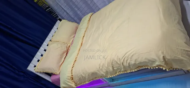 Yellow Luxury Design Duvet Cover Set - 1