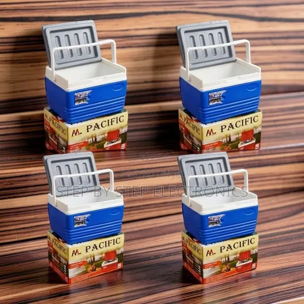 Carry Handles 4.5L Portable Cooler Box Ice Box - 1